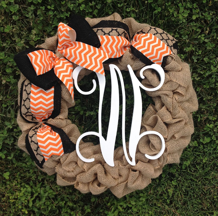Halloween Wreaths Are A Thing Now, And They’re Creepily Awesome Halloween Wreaths Are A Thing Now, And They’re Creepily Awesome