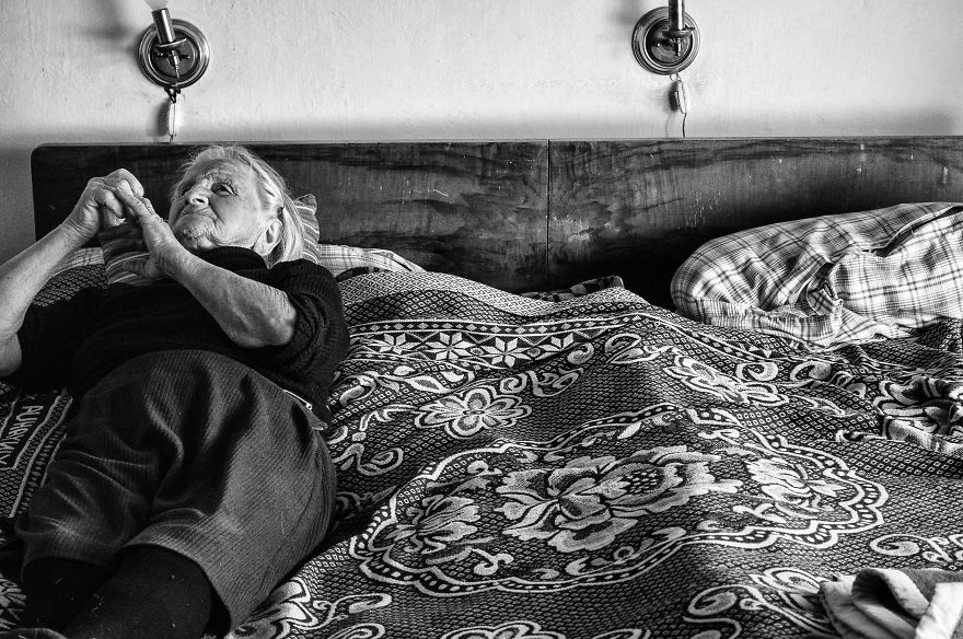 I Followed My 83-Year-Old Grandma Around Her Farm For One Day I Followed My 83-Year-Old Grandma Around Her Farm For One Day