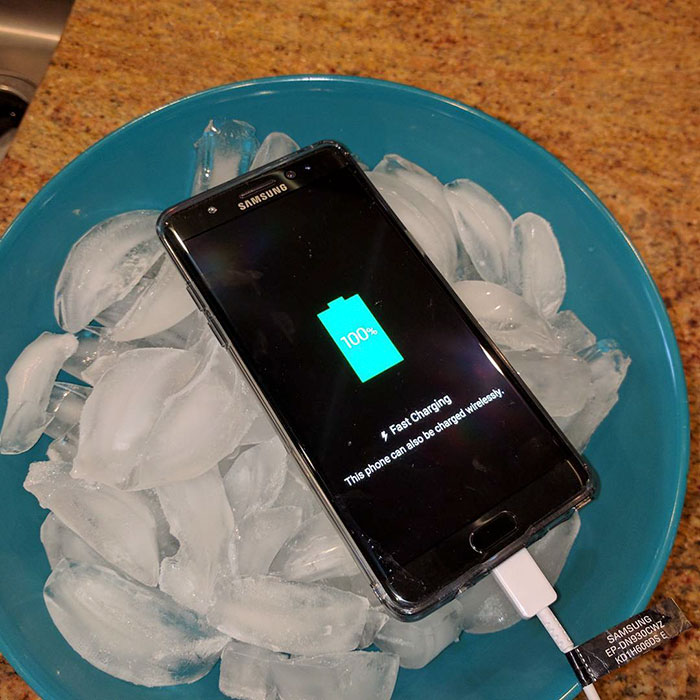 66 Of The Funniest Reactions To The Exploding Samsung Note 7 66 Of The Funniest Reactions To The Exploding Samsung Note 7