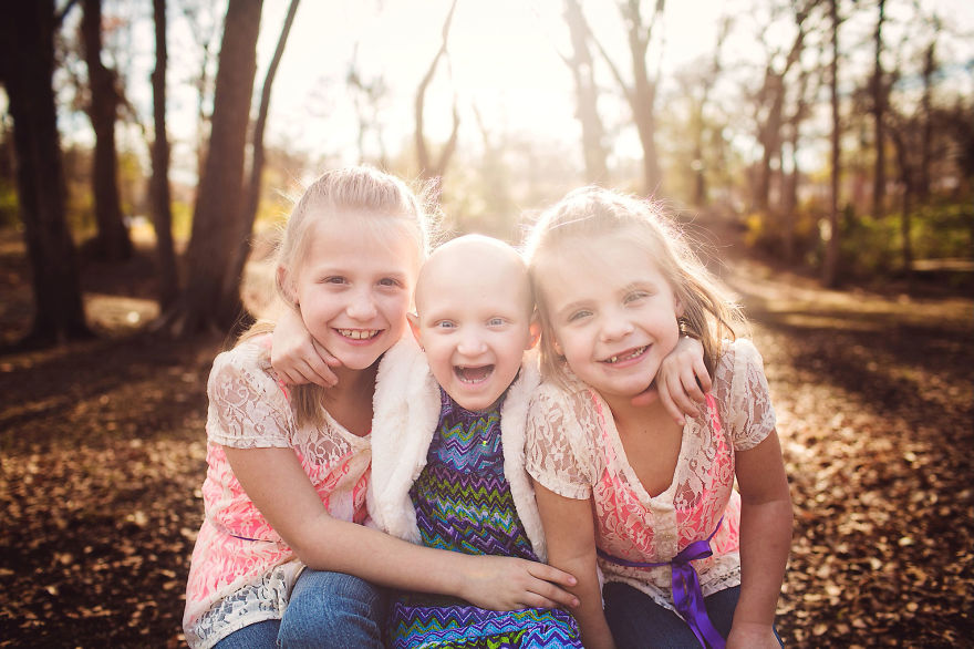 We Volunteer To Photograph Children Battling Cancer To Show How Amazing These Fighters Are We Volunteer To Photograph Children Battling Cancer To Show How Amazing These Fighters Are