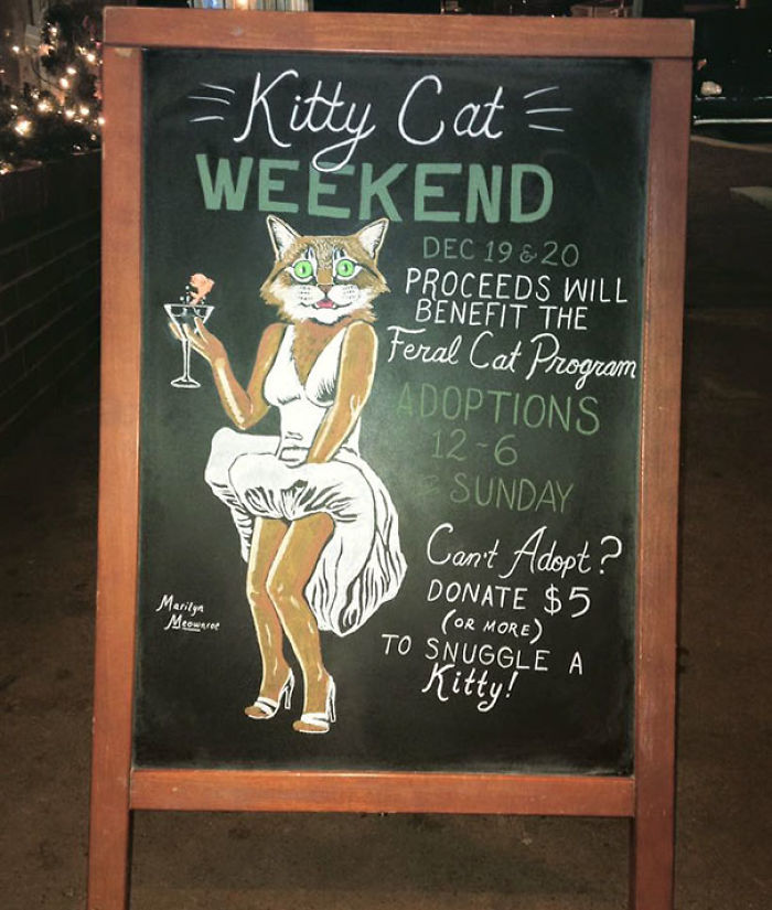 Woman Helped Friend’s Bar By Drawing Chalk Signs, The Result Was So Good It Increased The Sales Woman Helped Friend’s Bar By Drawing Chalk Signs, The Result Was So Good It Increased The Sales