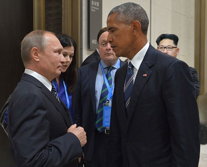 Obama And Putin&#8217;s Death Stare Gets Hilariously Trolled By Photoshoppers