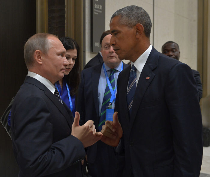 Obama And Putin&#8217;s Death Stare Gets Hilariously Trolled By Photoshoppers