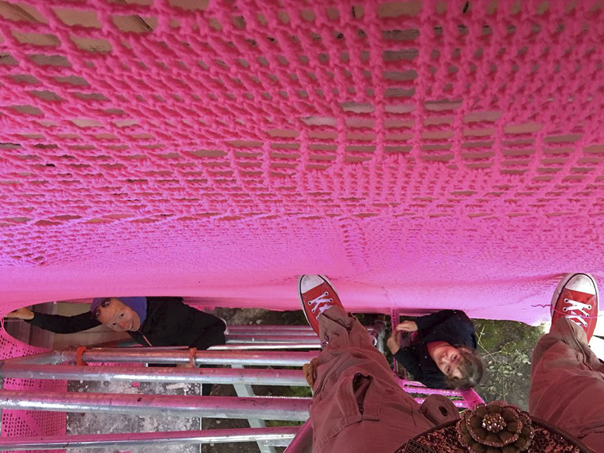 Polish Artist Covers A 100-Year-Old House In Finland With Pink Crochet Polish Artist Covers A 100-Year-Old House In Finland With Pink Crochet