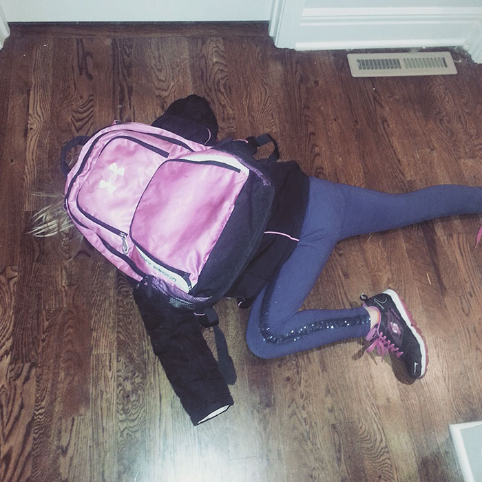 27 Hilarious Pics Of Kids Before & After Their First Day Of School 27 Hilarious Pics Of Kids Before & After Their First Day Of School