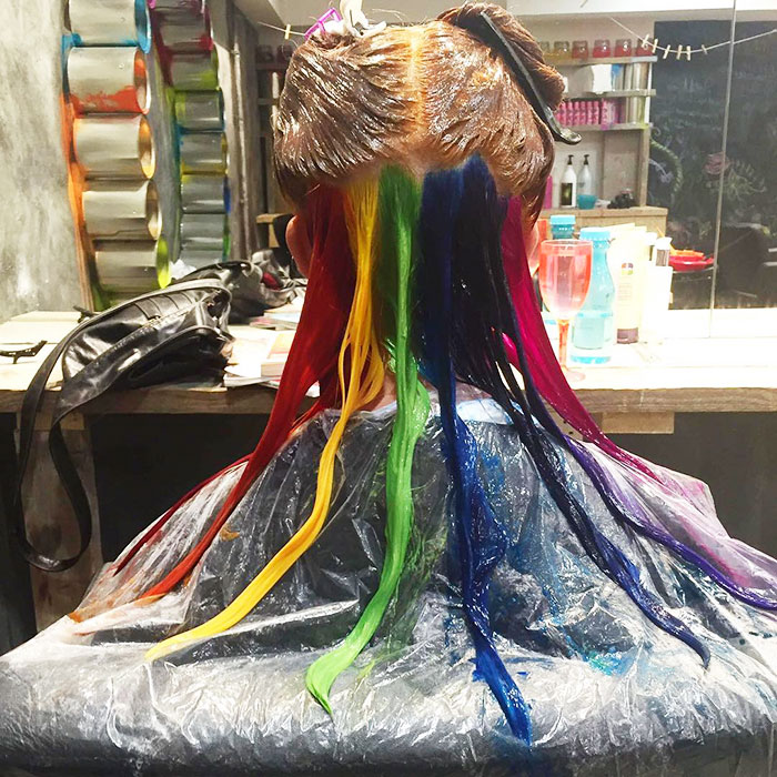 People Are Obsessed With This New Hidden Rainbow Hair People Are Obsessed With This New Hidden Rainbow Hair