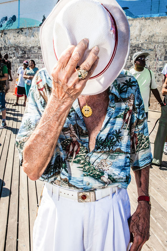 Man Teaches Himself Photography In Prison, Comes Out To Show The World What He&#8217;s Got