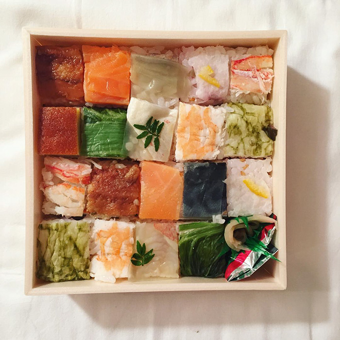 ‘Mosaic Sushi’ Trend From Japan Turns Lunch Into Edible Works Of Art ‘Mosaic Sushi’ Trend From Japan Turns Lunch Into Edible Works Of Art
