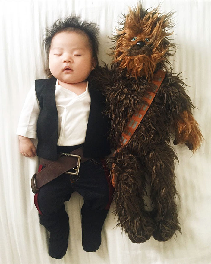 Sleeping Baby Has No Idea She Becomes The Star Of Cosplay During Her Naps Sleeping Baby Has No Idea She Becomes The Star Of Cosplay During Her Naps