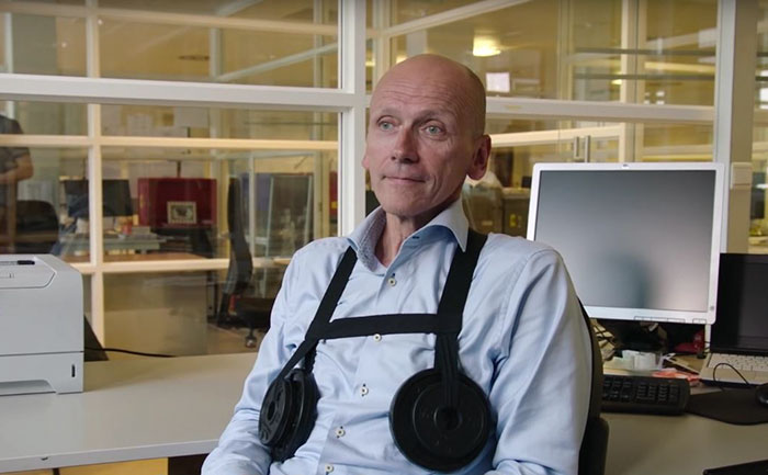 Bra Company Boss Wants His Male Employees To Understand What It’s Like To Live With Large Breasts