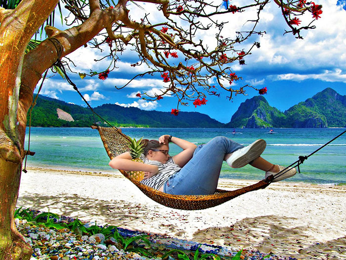 Girl Falls Asleep At Uni, And The Internet’s Response Is Wilder Than Her Dreams Girl Falls Asleep At Uni, And The Internet’s Response Is Wilder Than Her Dreams