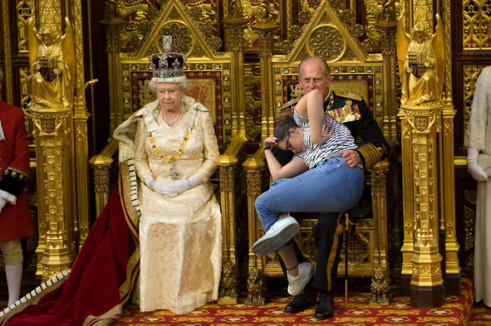 Girl Falls Asleep At Uni, And The Internet’s Response Is Wilder Than Her Dreams Girl Falls Asleep At Uni, And The Internet’s Response Is Wilder Than Her Dreams