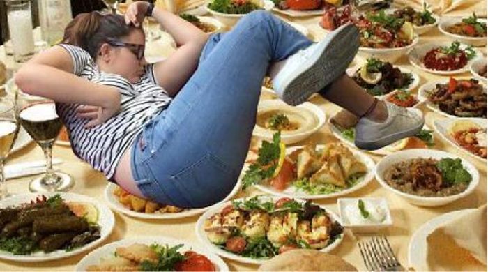 Girl Falls Asleep At Uni, And The Internet’s Response Is Wilder Than Her Dreams Girl Falls Asleep At Uni, And The Internet’s Response Is Wilder Than Her Dreams