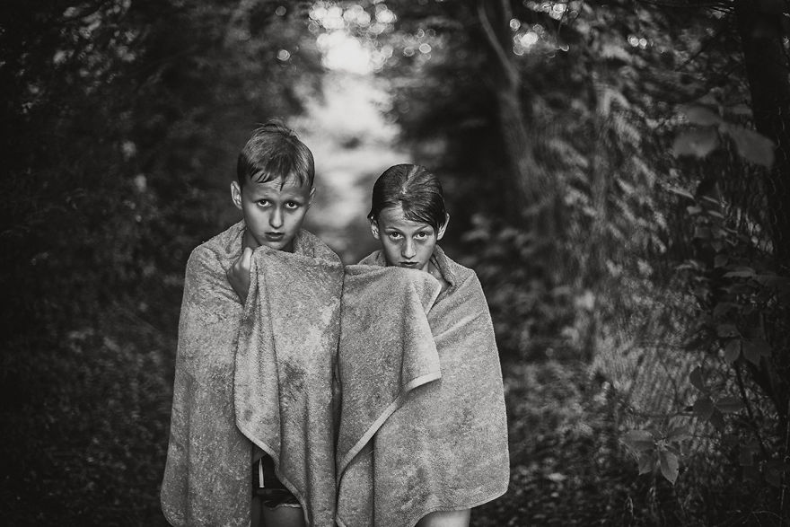 Summer Unplugged: I Document My Kids Spending Idyllic Summers Without Computers Summer Unplugged: I Document My Kids Spending Idyllic Summers Without Computers