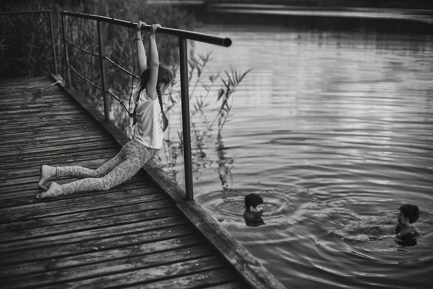 Summer Unplugged: I Document My Kids Spending Idyllic Summers Without Computers Summer Unplugged: I Document My Kids Spending Idyllic Summers Without Computers