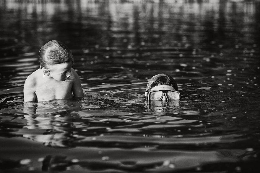 Summer Unplugged: I Document My Kids Spending Idyllic Summers Without Computers Summer Unplugged: I Document My Kids Spending Idyllic Summers Without Computers