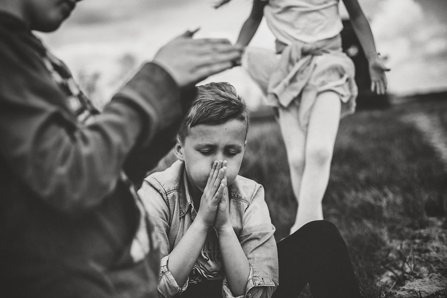 Summer Unplugged: I Document My Kids Spending Idyllic Summers Without Computers Summer Unplugged: I Document My Kids Spending Idyllic Summers Without Computers