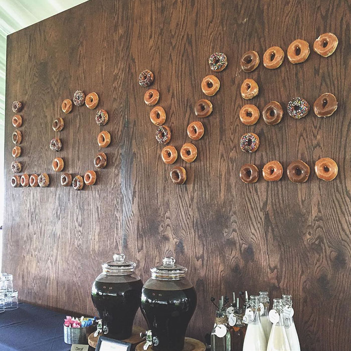 Donut Walls Is The Newest Wedding Trend That Will Win Over Your Guests’ Hearts Donut Walls Is The Newest Wedding Trend That Will Win Over Your Guests’ Hearts
