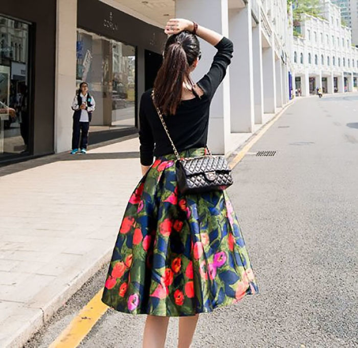 Fine Art Turned Into Clothes Lets You Wear Your Favorite Paintings Fine Art Turned Into Clothes Lets You Wear Your Favorite Paintings