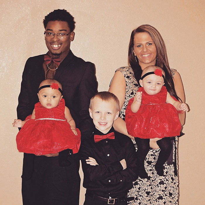 Super Rare Biracial Twins Born In Illinois, And “Nobody Believes They’re Twins” Super Rare Biracial Twins Born In Illinois, And “Nobody Believes They’re Twins”