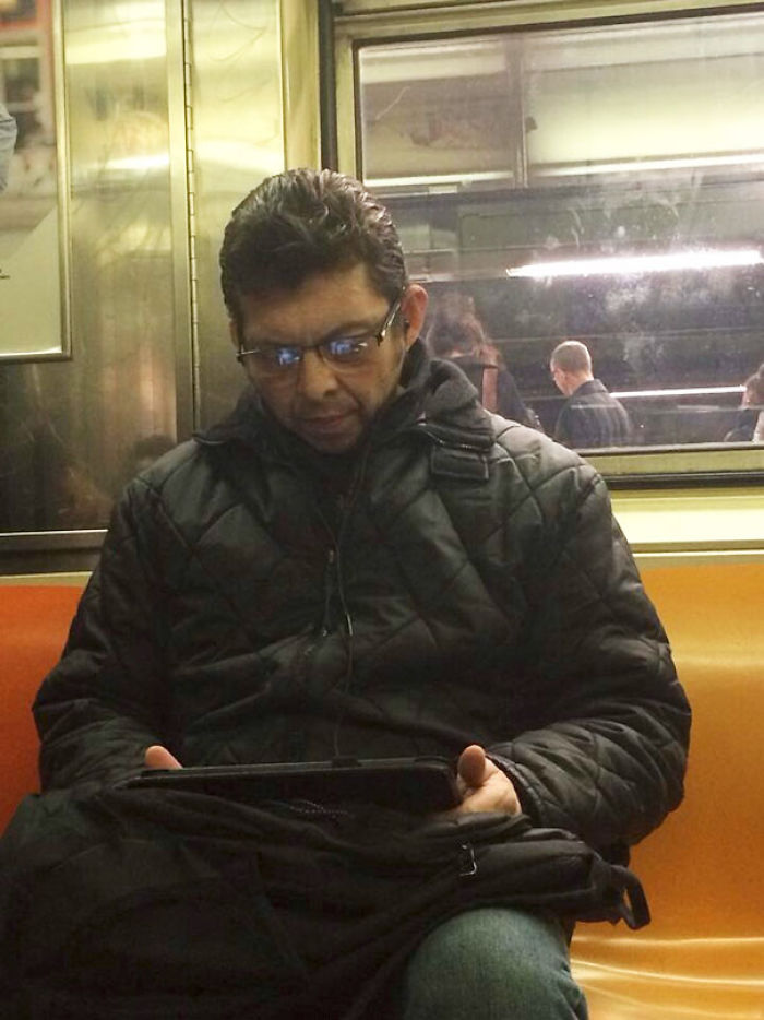 71 Celebrity Lookalikes You Won’t Believe Are From Different Countries 71 Celebrity Lookalikes You Won’t Believe Are From Different Countries