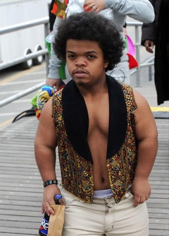 71 Celebrity Lookalikes You Won’t Believe Are From Different Countries 71 Celebrity Lookalikes You Won’t Believe Are From Different Countries