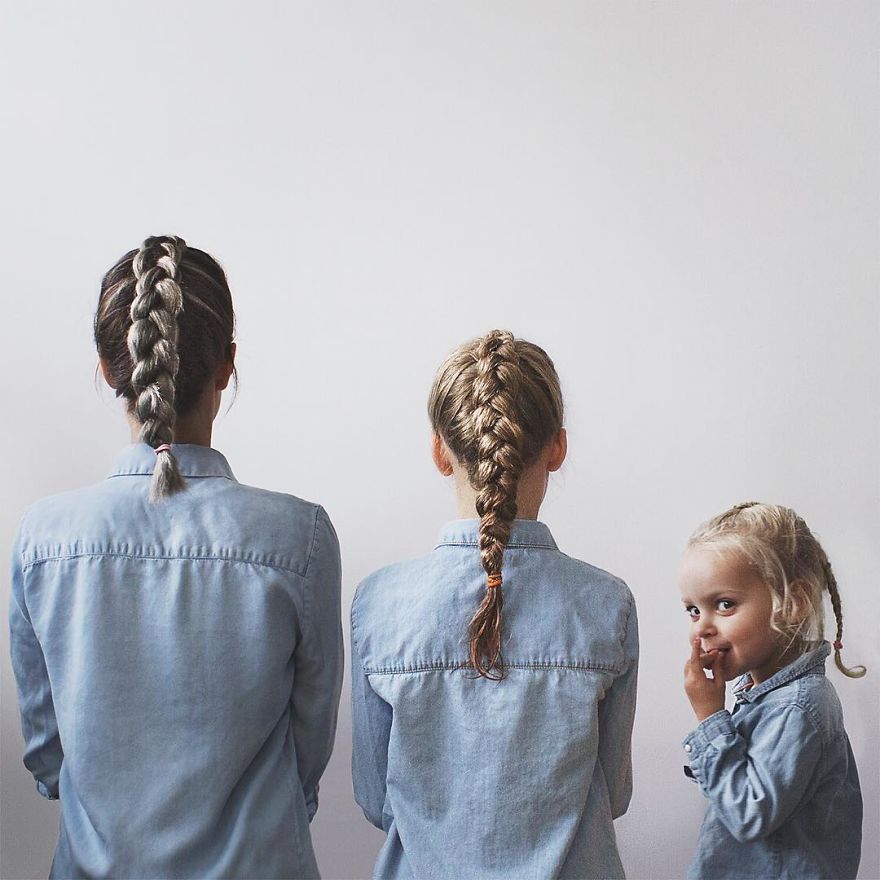 Mother Of Two Takes Adorable Photos Of Herself And Her Daughters In Matching Clothing Mother Of Two Takes Adorable Photos Of Herself And Her Daughters In Matching Clothing