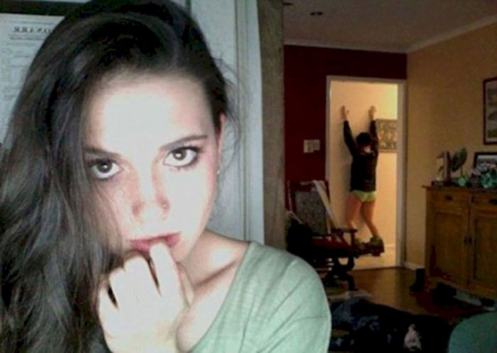 197 Hilarious Photos That Prove Siblings Are The Biggest Assholes Ever 197 Hilarious Photos That Prove Siblings Are The Biggest Assholes Ever