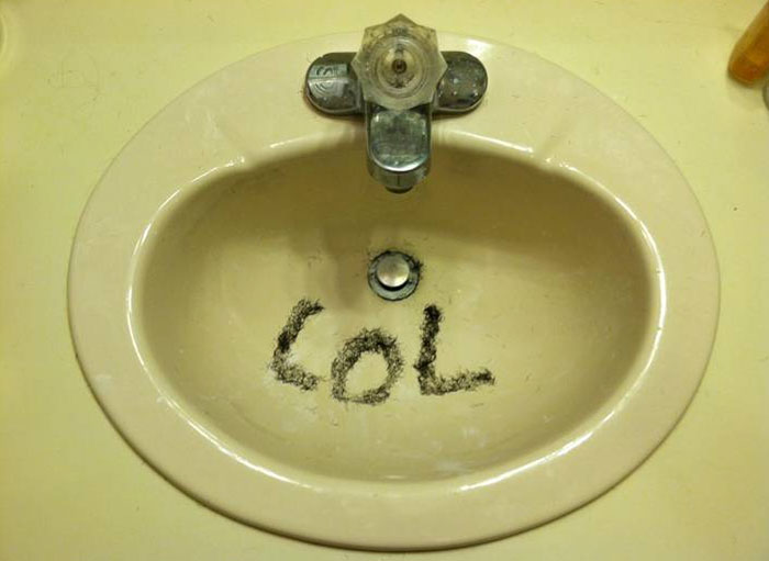 197 Hilarious Photos That Prove Siblings Are The Biggest Assholes Ever 197 Hilarious Photos That Prove Siblings Are The Biggest Assholes Ever