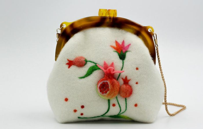 I Find Felting Healing And Relaxing So I Use It To Create Berets And Purses I Find Felting Healing And Relaxing So I Use It To Create Berets And Purses