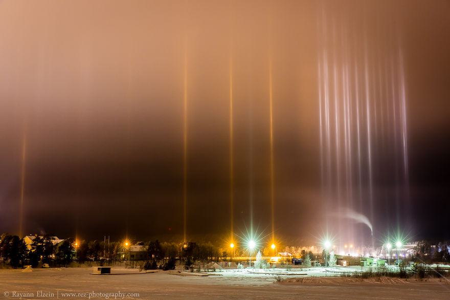 Photographer Captures Amazing Light Pillars In Northern Ontario (26 Pics) Photographer Captures Amazing Light Pillars In Northern Ontario (26 Pics)