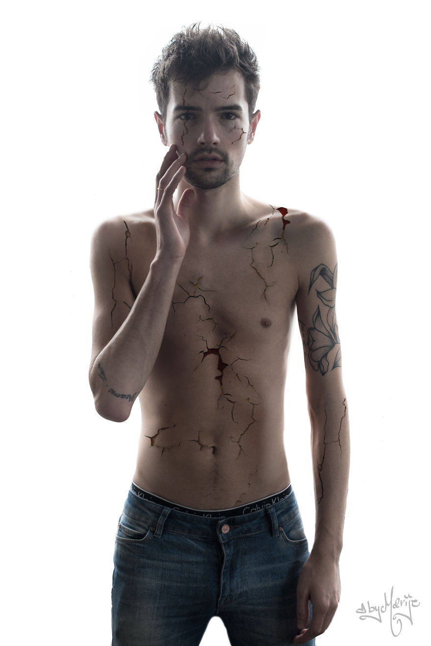 I Capture The Insecurities And Self-Doubts Of Young People In Emotional Photography Series I Capture The Insecurities And Self-Doubts Of Young People In Emotional Photography Series