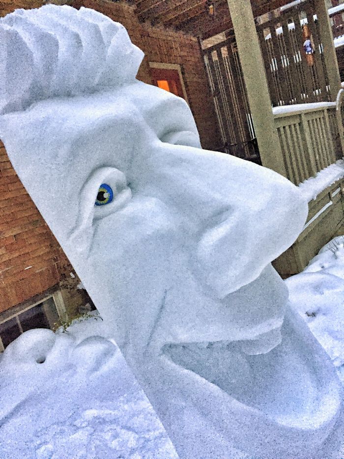 How To Make A Giant 8′ Snow Sculpture How To Make A Giant 8′ Snow Sculpture