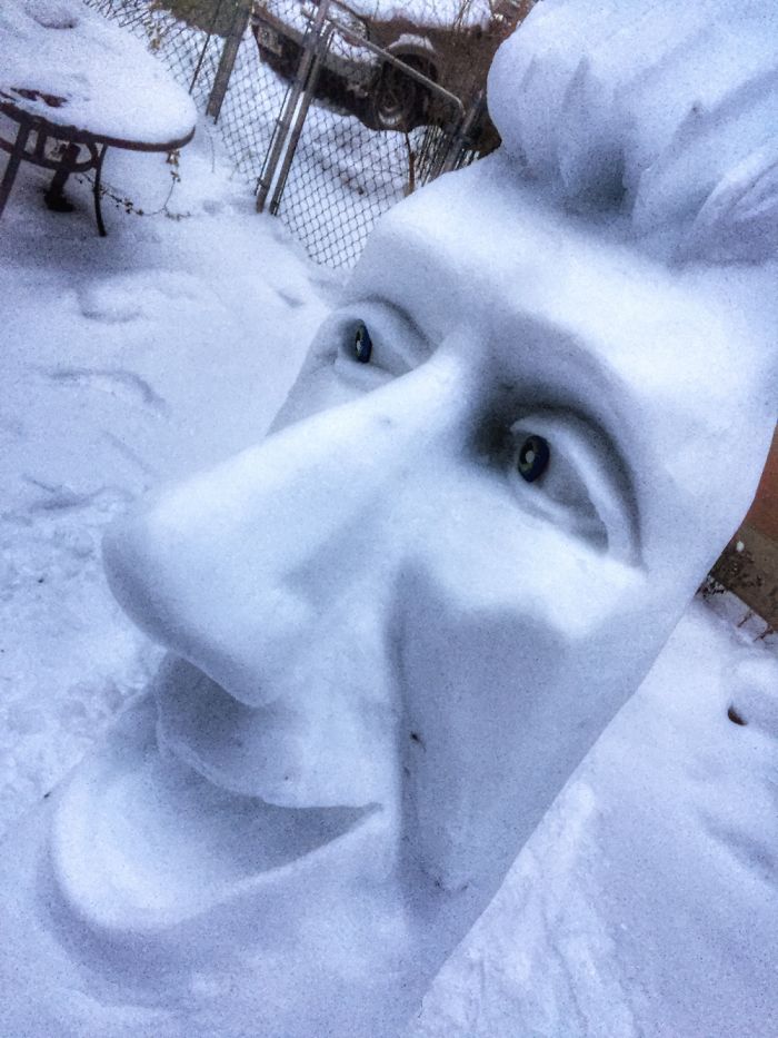 How To Make A Giant 8′ Snow Sculpture How To Make A Giant 8′ Snow Sculpture