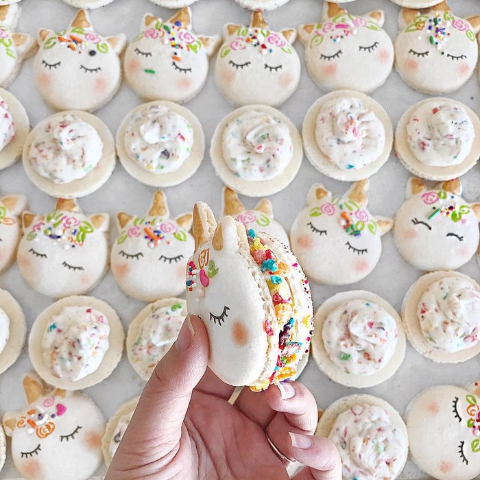 Unicorn Macarons Are The Most Magical Dessert Ever