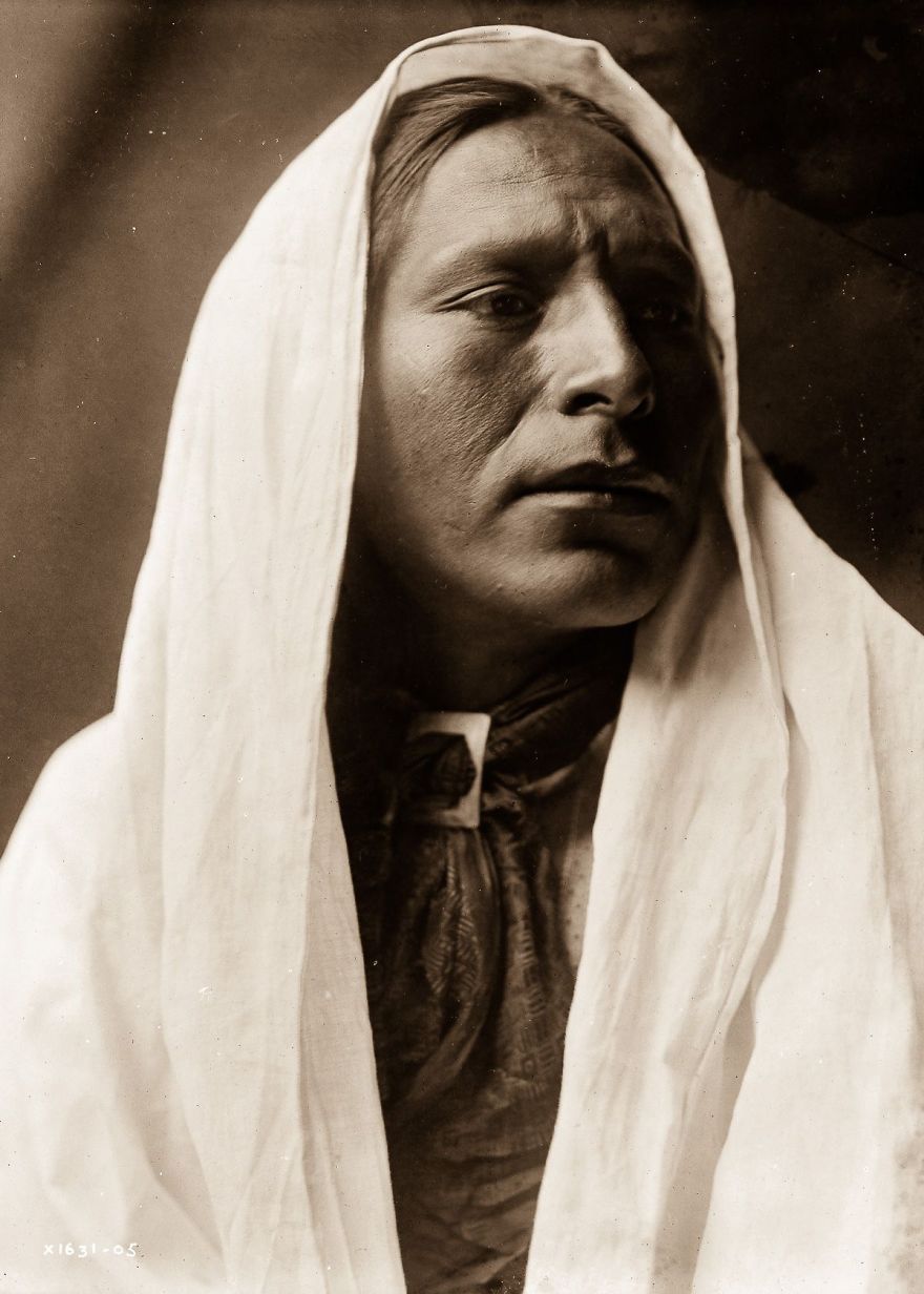 Rare 1900s Photos Capture How Native Americans Lived 100 Years Ago Rare 1900s Photos Capture How Native Americans Lived 100 Years Ago