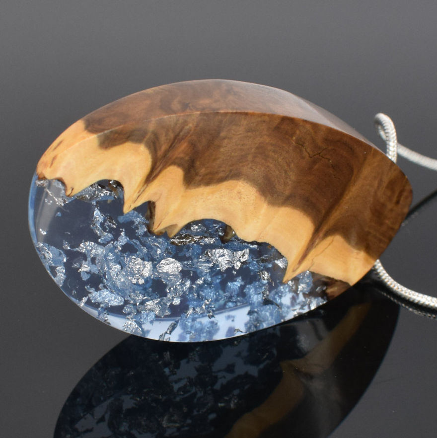 I Make Pendants That Allow You To Carry A Bit Of Nature’s Beauty With You