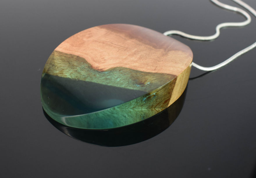I Make Pendants That Allow You To Carry A Bit Of Nature’s Beauty With You