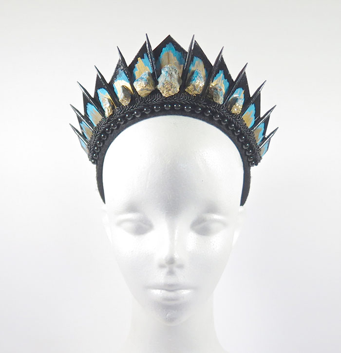 Handmade Crystal-Studded Crowns Are An Actual Thing Handmade Crystal-Studded Crowns Are An Actual Thing