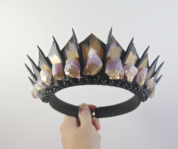 Handmade Crystal-Studded Crowns Are An Actual Thing Handmade Crystal-Studded Crowns Are An Actual Thing