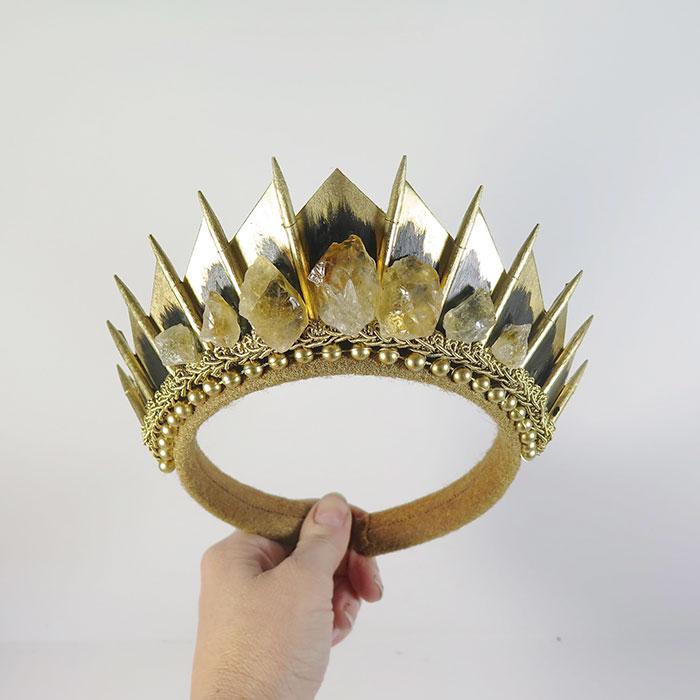 Handmade Crystal-Studded Crowns Are An Actual Thing Handmade Crystal-Studded Crowns Are An Actual Thing