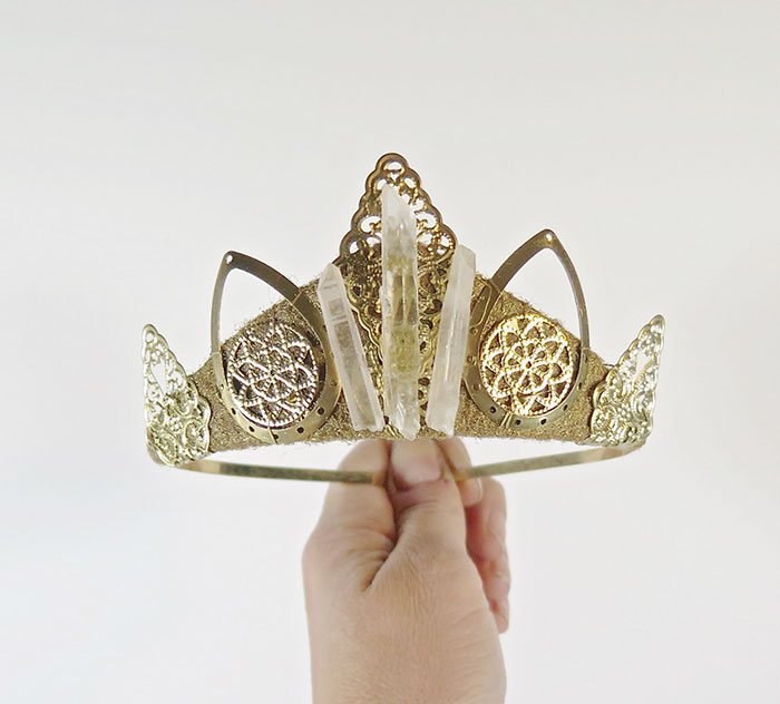 Handmade Crystal-Studded Crowns Are An Actual Thing Handmade Crystal-Studded Crowns Are An Actual Thing