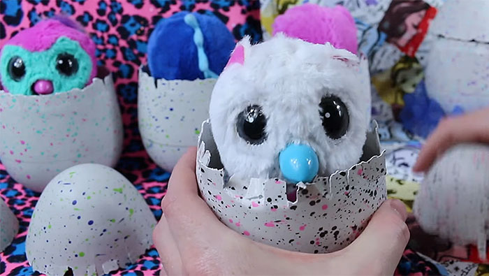 People Say Their Hatchimals Are Saying “F**k Me” In Their Sleep, And This Video Is Freaking People Out People Say Their Hatchimals Are Saying “F**k Me” In Their Sleep, And This Video Is Freaking People Out