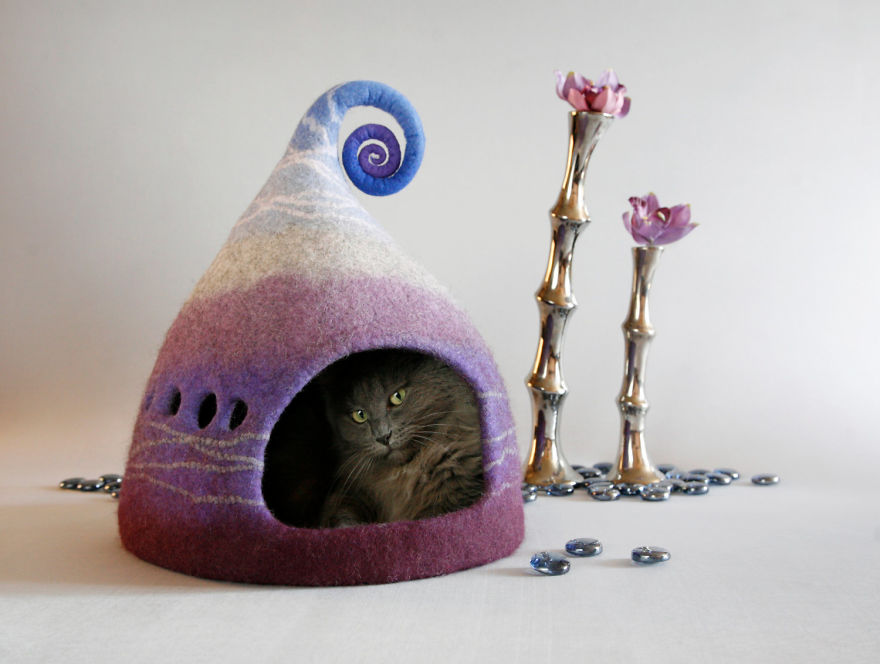 I Felt Fairytale Houses For Cats