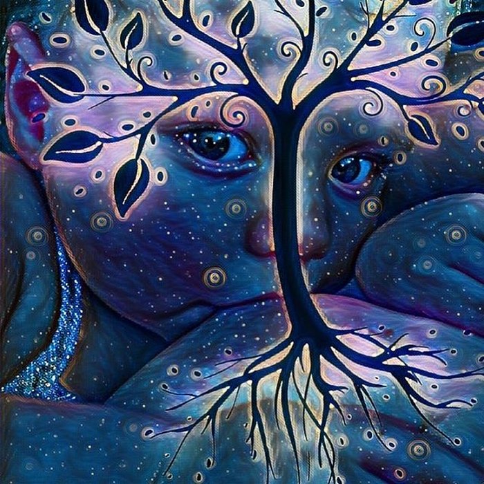 ‘Tree Of Life’ Breastfeeding Photos Are Taking Internet By Storm