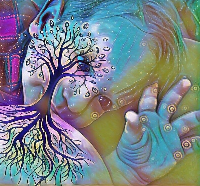 ‘Tree Of Life’ Breastfeeding Photos Are Taking Internet By Storm