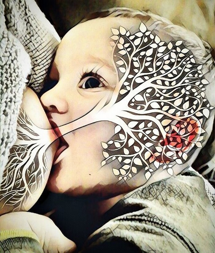 ‘Tree Of Life’ Breastfeeding Photos Are Taking Internet By Storm