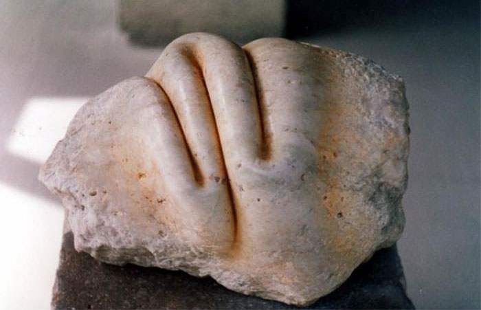 Artist Makes Stone Look Soft By Twisting, Folding And Peeling It