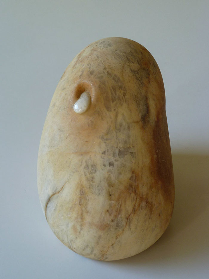 Artist Makes Stone Look Soft By Twisting, Folding And Peeling It