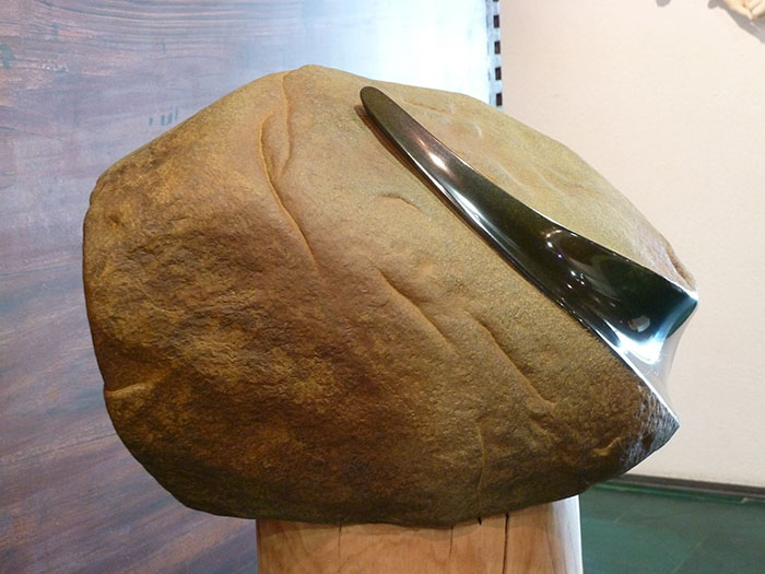 Artist Makes Stone Look Soft By Twisting, Folding And Peeling It Artist Makes Stone Look Soft By Twisting, Folding And Peeling It